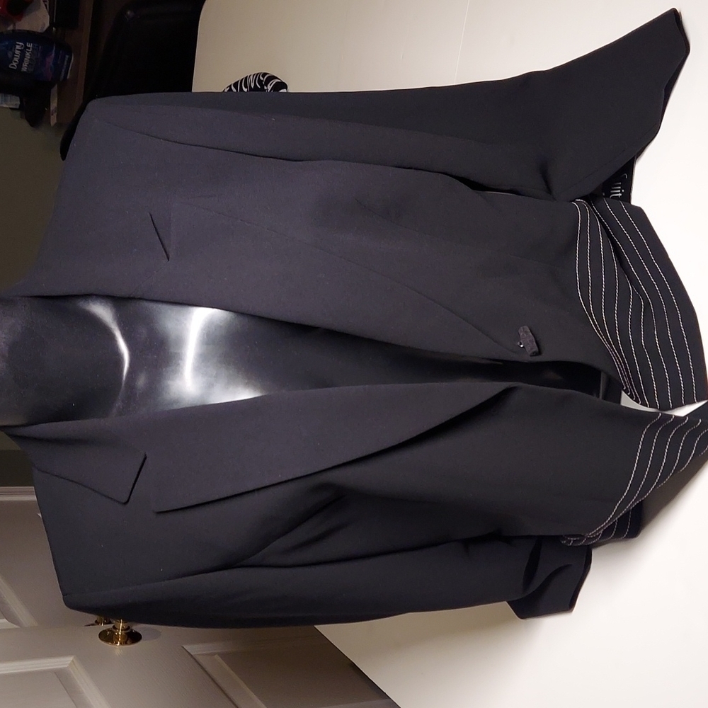 Women's Le Suit Size 10 NWT